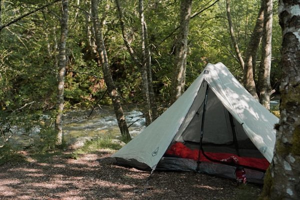 Guide ultime pour camper à Perpignan: astuces et spots